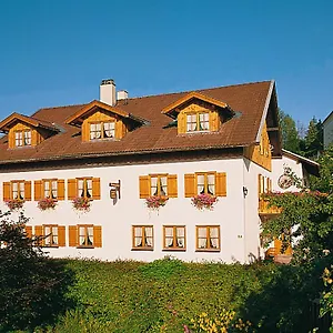 Berg&bleibe Bed & Breakfast Wertach