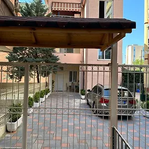  Apartment S&f Centre Albanien